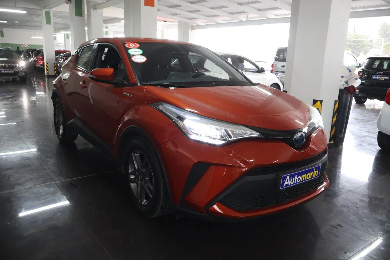View 4 - Toyota C-HR - 2021