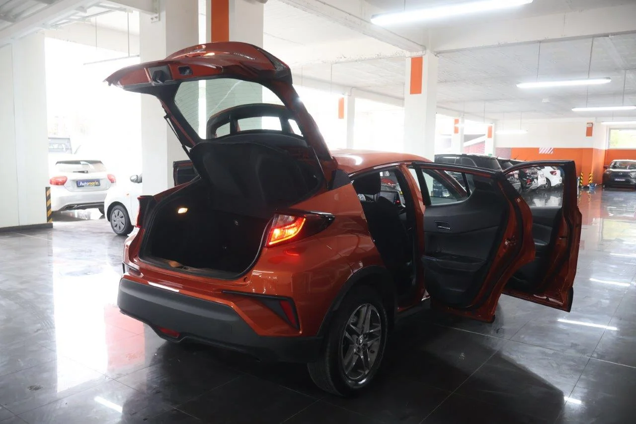 Toyota C-HR - View model 7