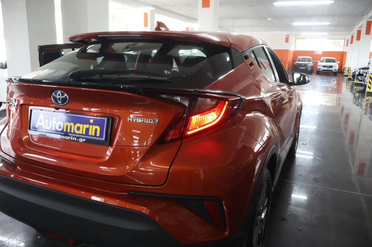 Toyota C-HR - View model 10