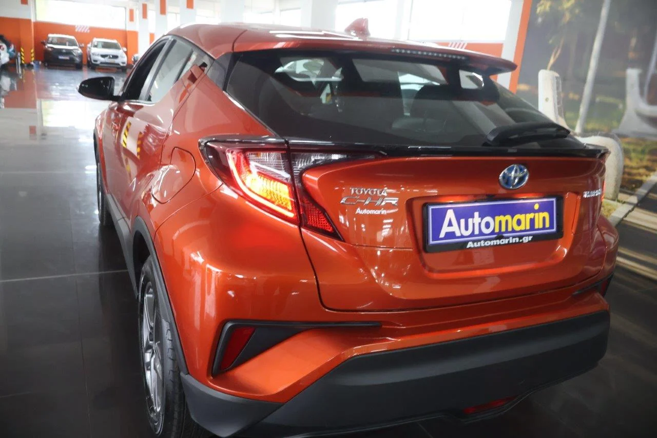 Toyota C-HR - View model 11