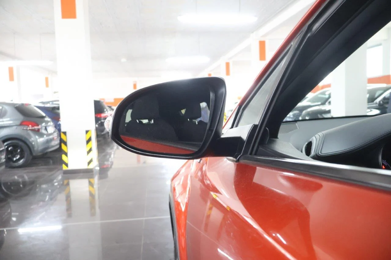 Toyota C-HR - View model 14