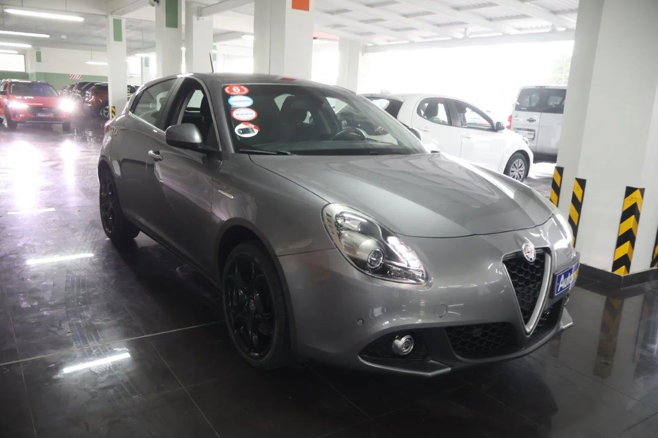 View 4 - Alfa Romeo Giulietta - 2017