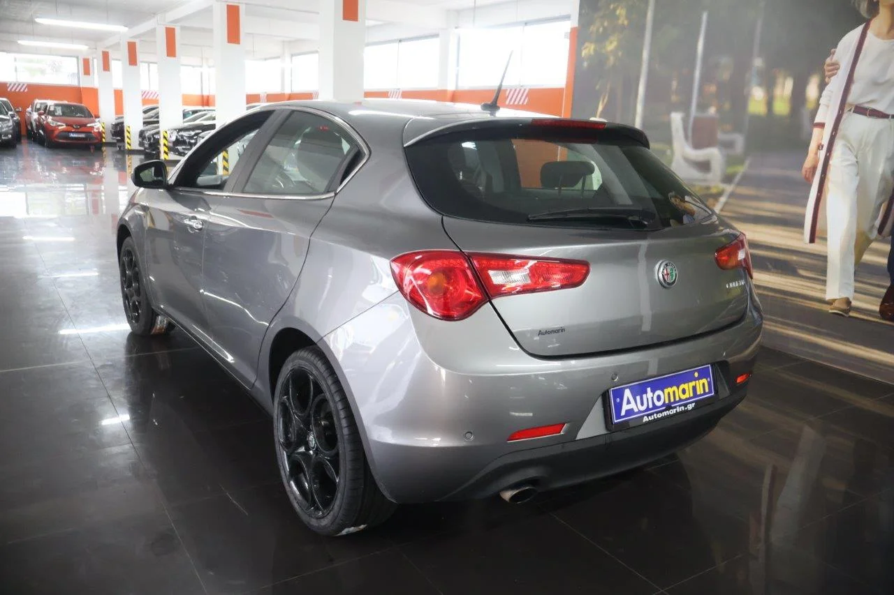 Alfa Romeo Giulietta - View model 6