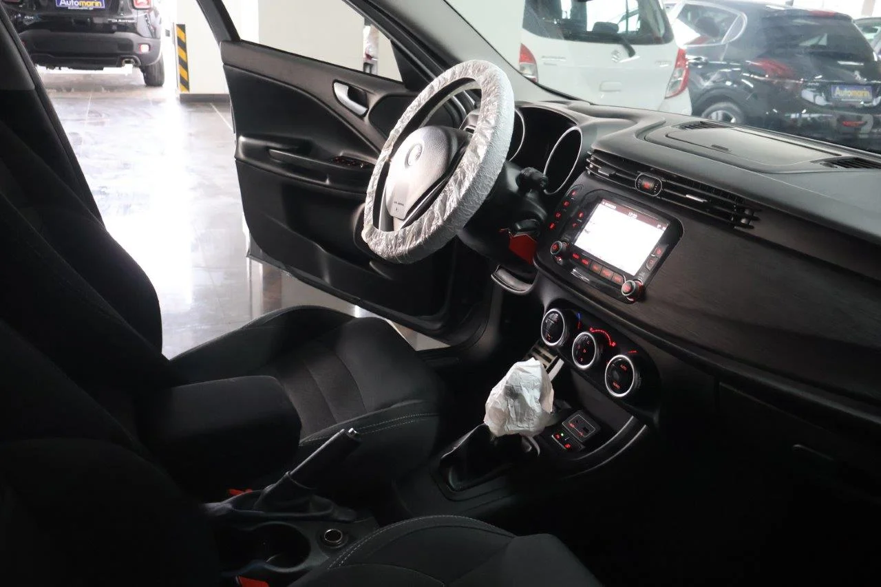 Alfa Romeo Giulietta - View model 34
