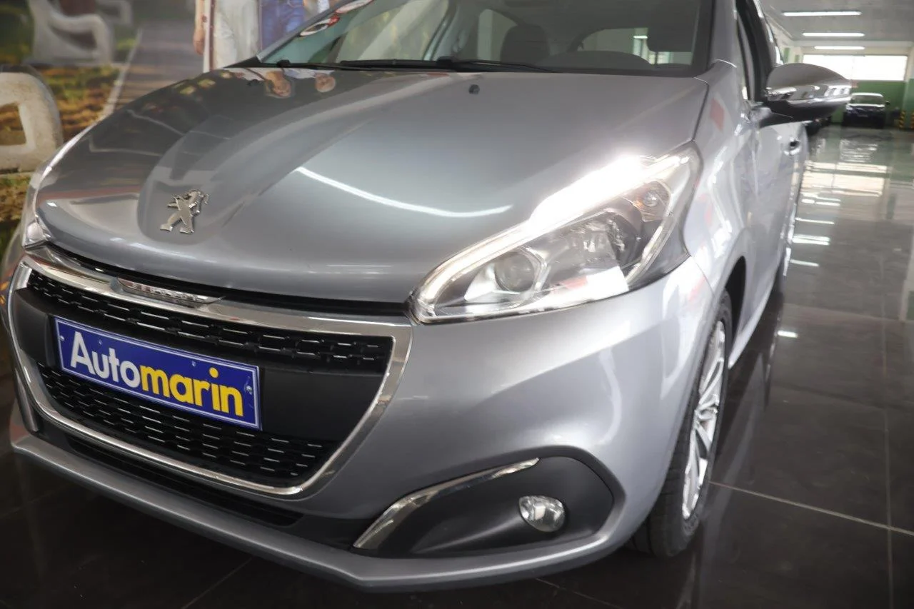 Peugeot 208 - View model 15