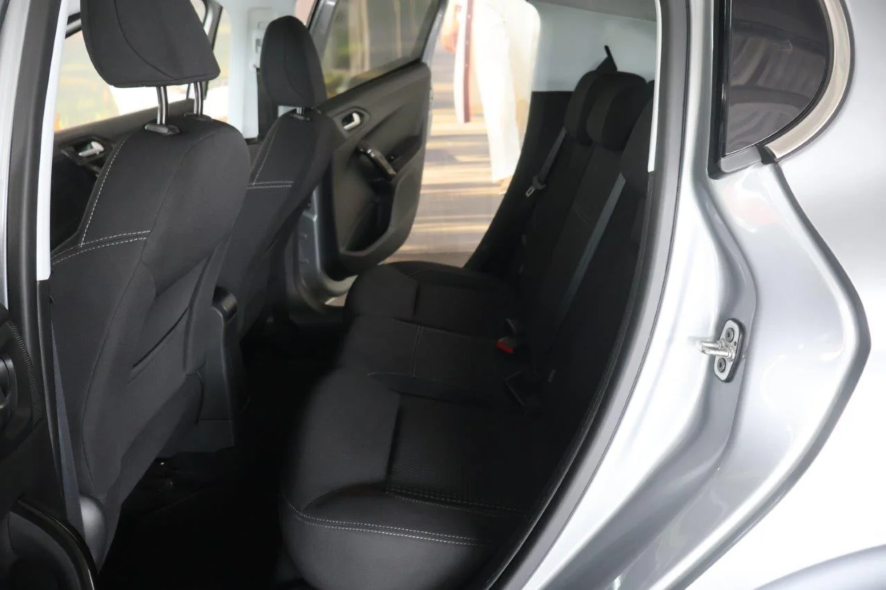 Peugeot 208 - View model 30