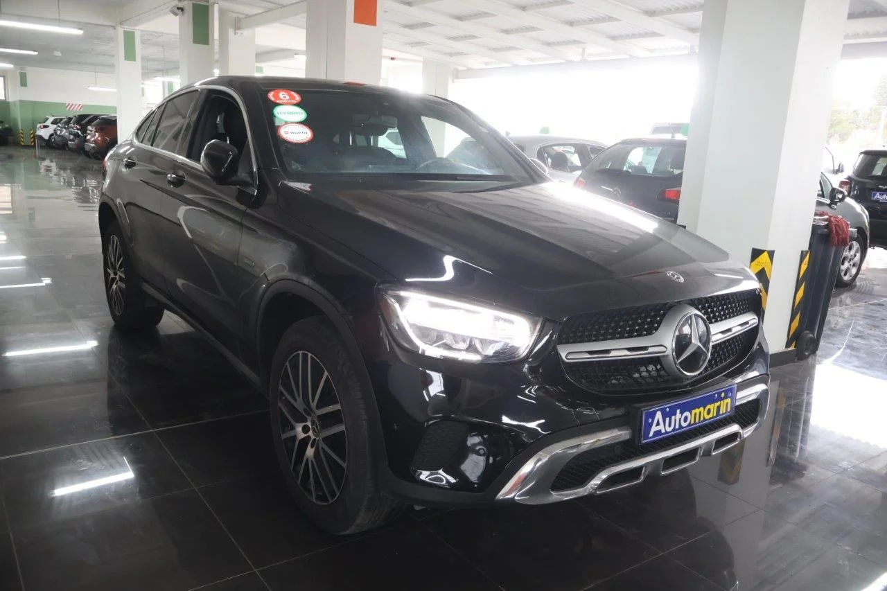 View 4 - Mercedes-Benz GLC 300 - 2020