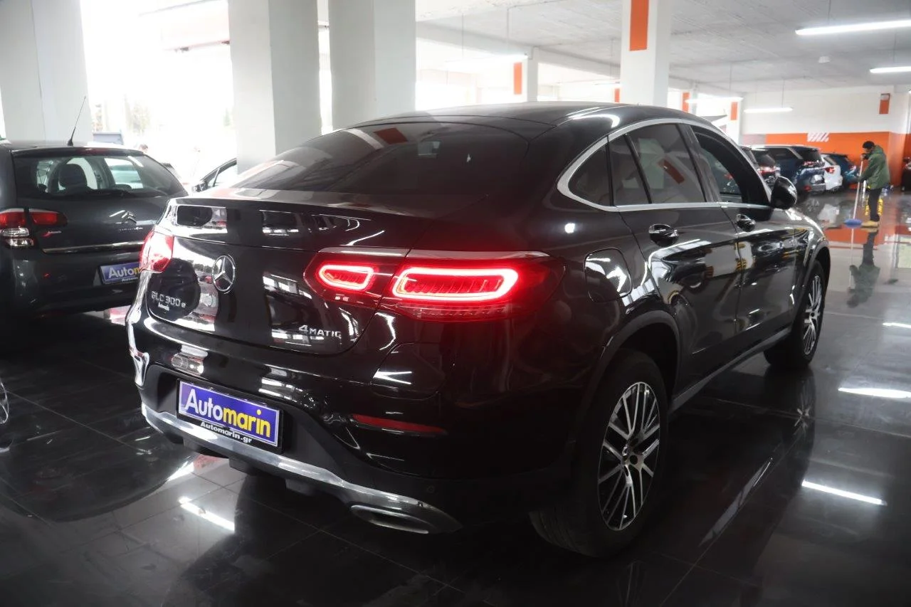 View 5 - Mercedes-Benz GLC 300 - 2020