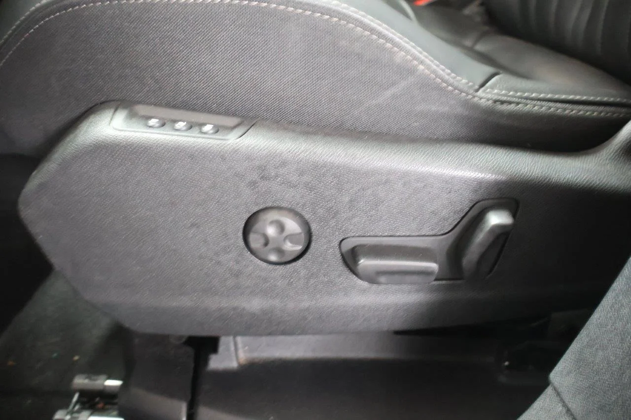 Peugeot 5008 - View model 27