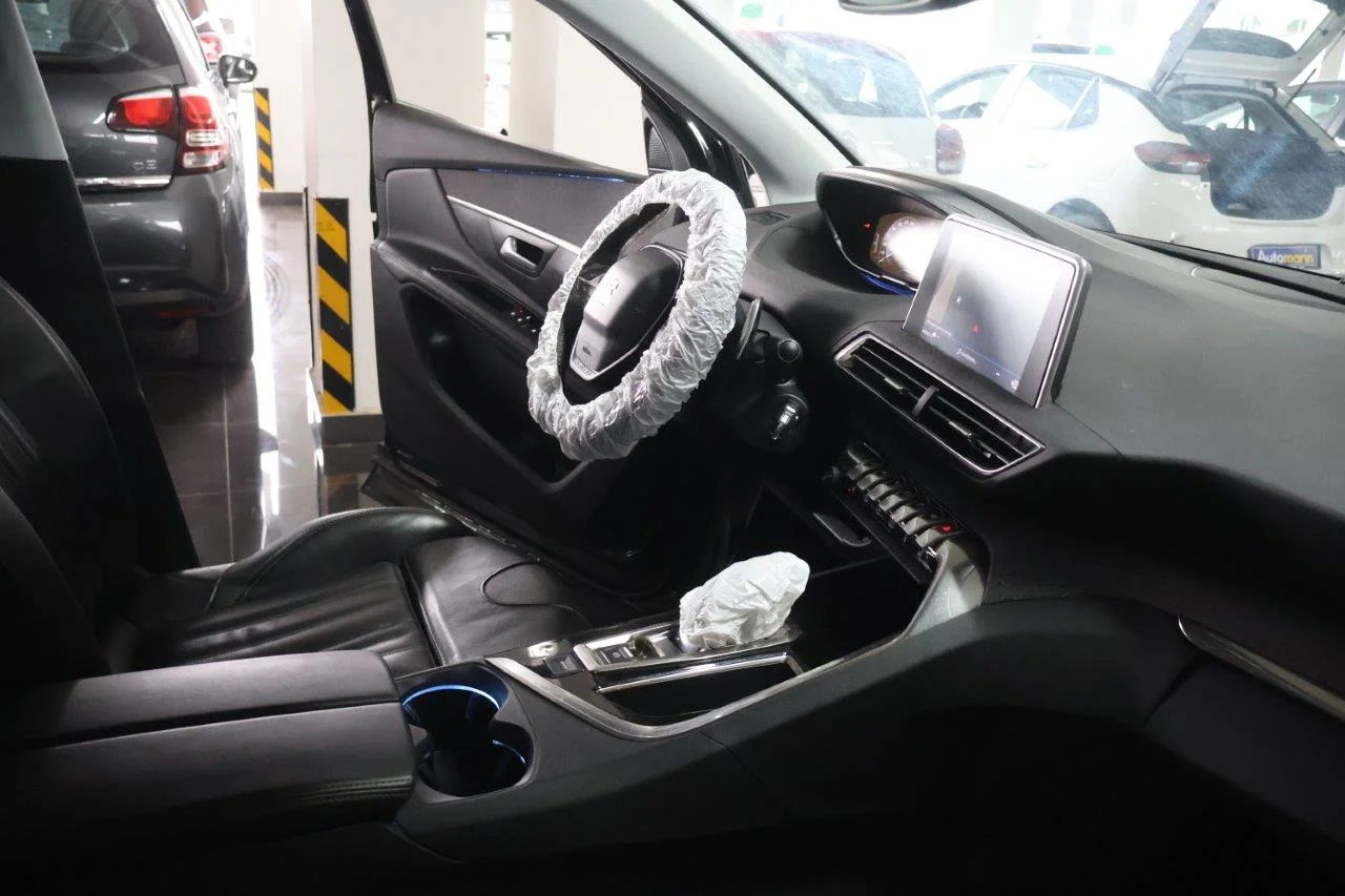 Peugeot 5008 - View model 34