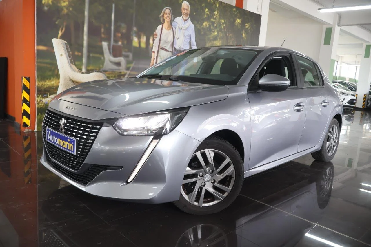 View 1 - Peugeot 208 - 2021