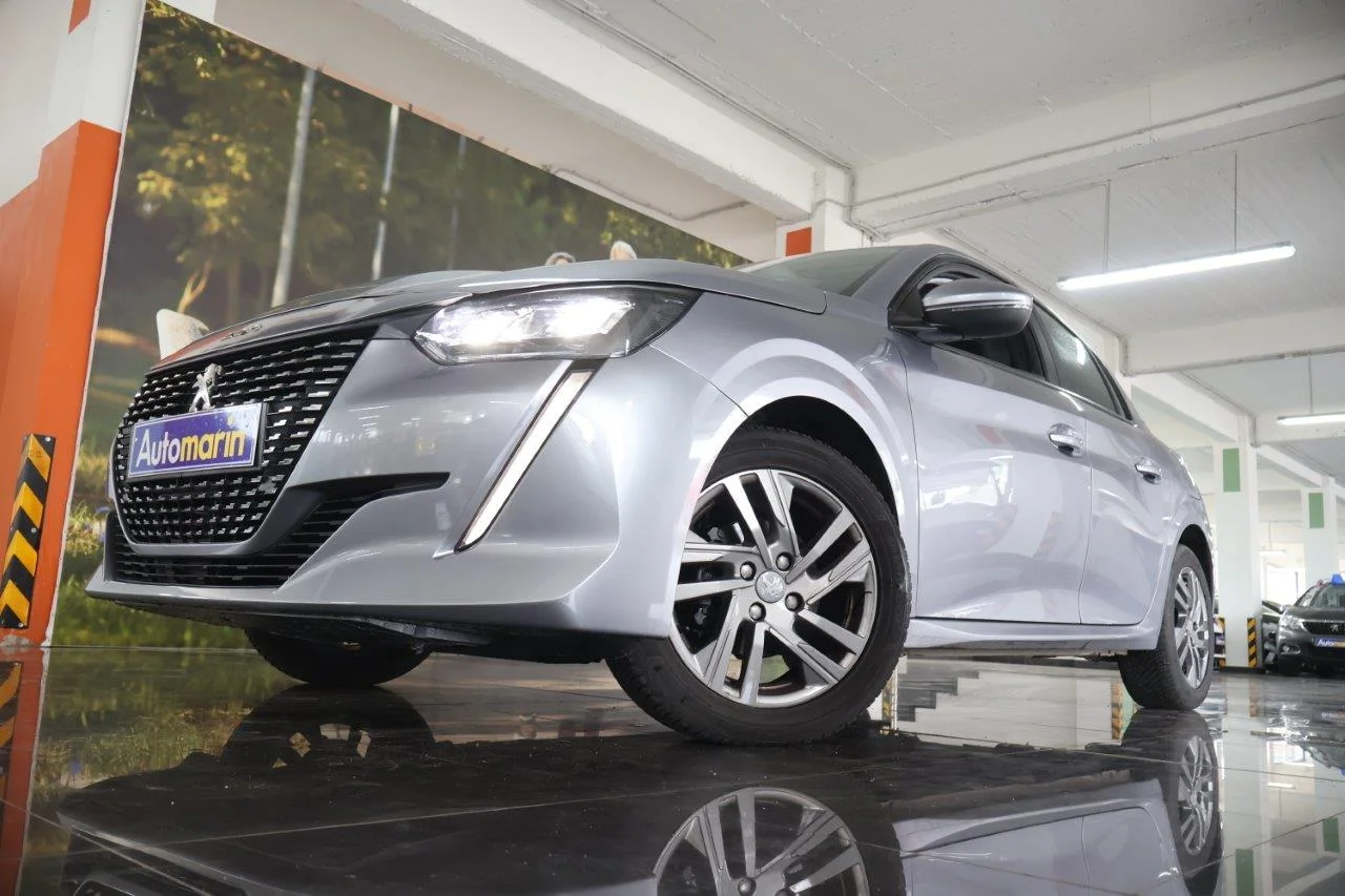 View 2 - Peugeot 208 - 2021
