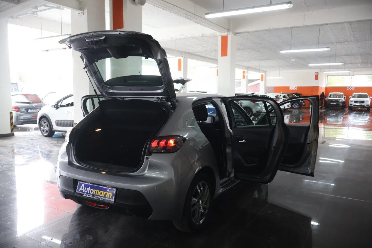Peugeot 208 - View model 7