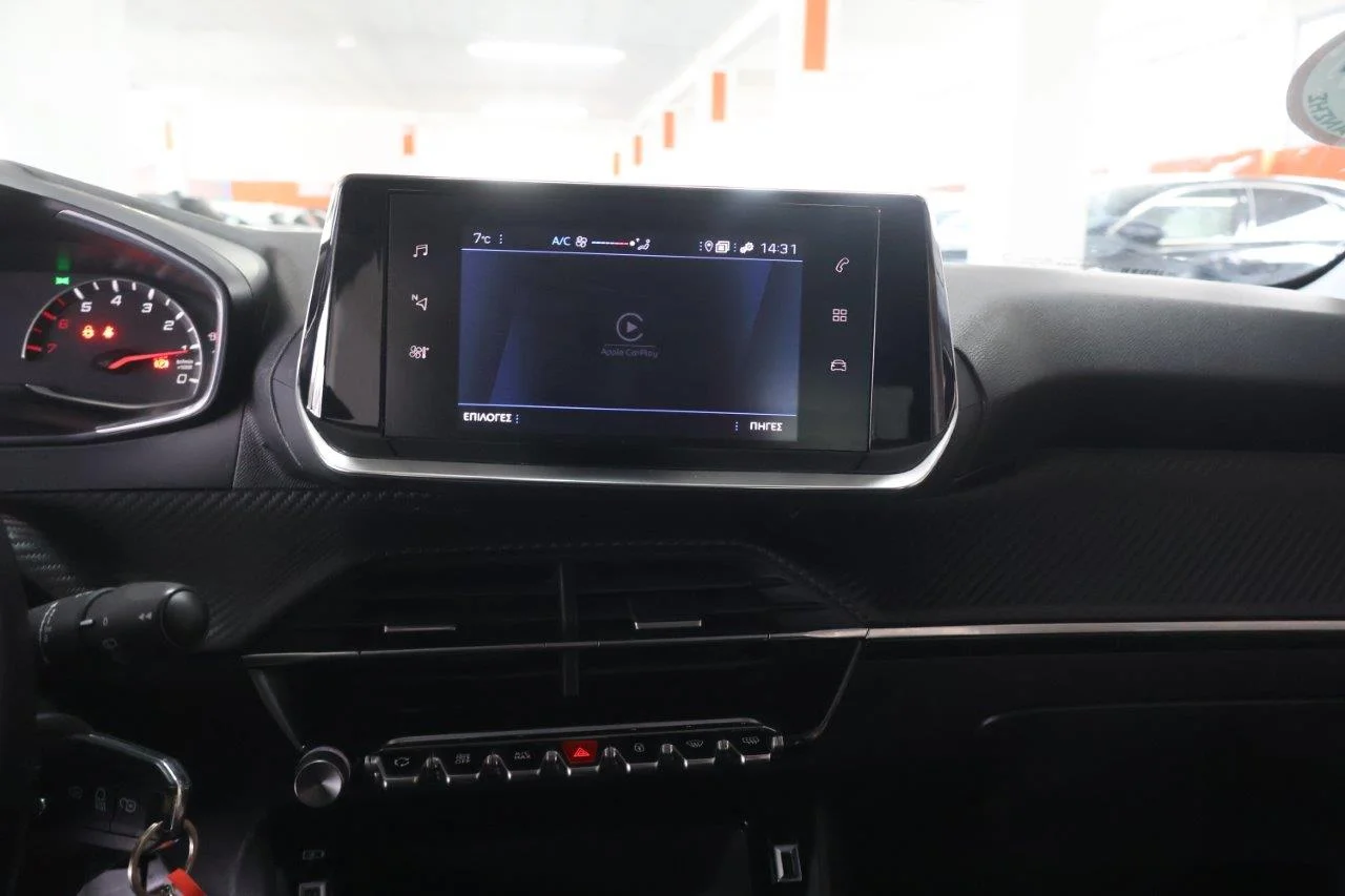 Peugeot 208 - View model 19