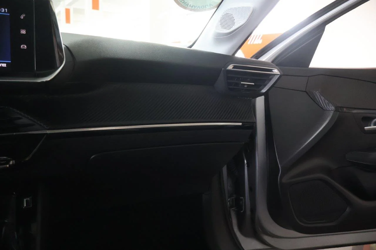 Peugeot 208 - View model 22