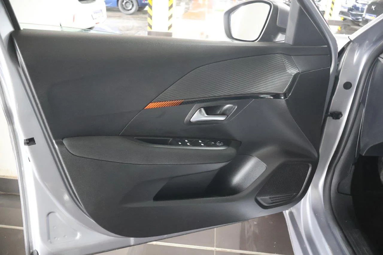 Peugeot 208 - View model 23