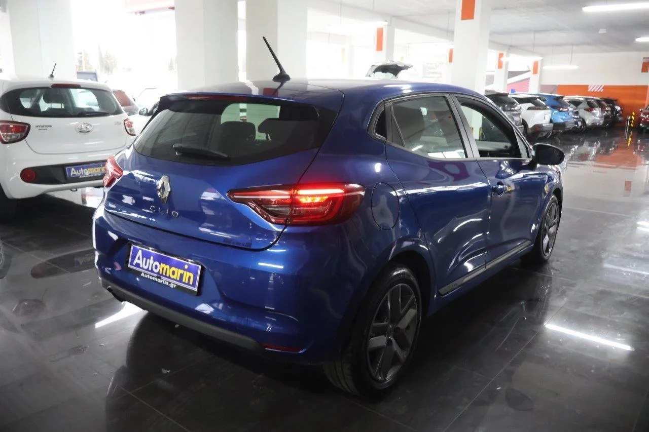 View 5 - Renault Clio - 2021
