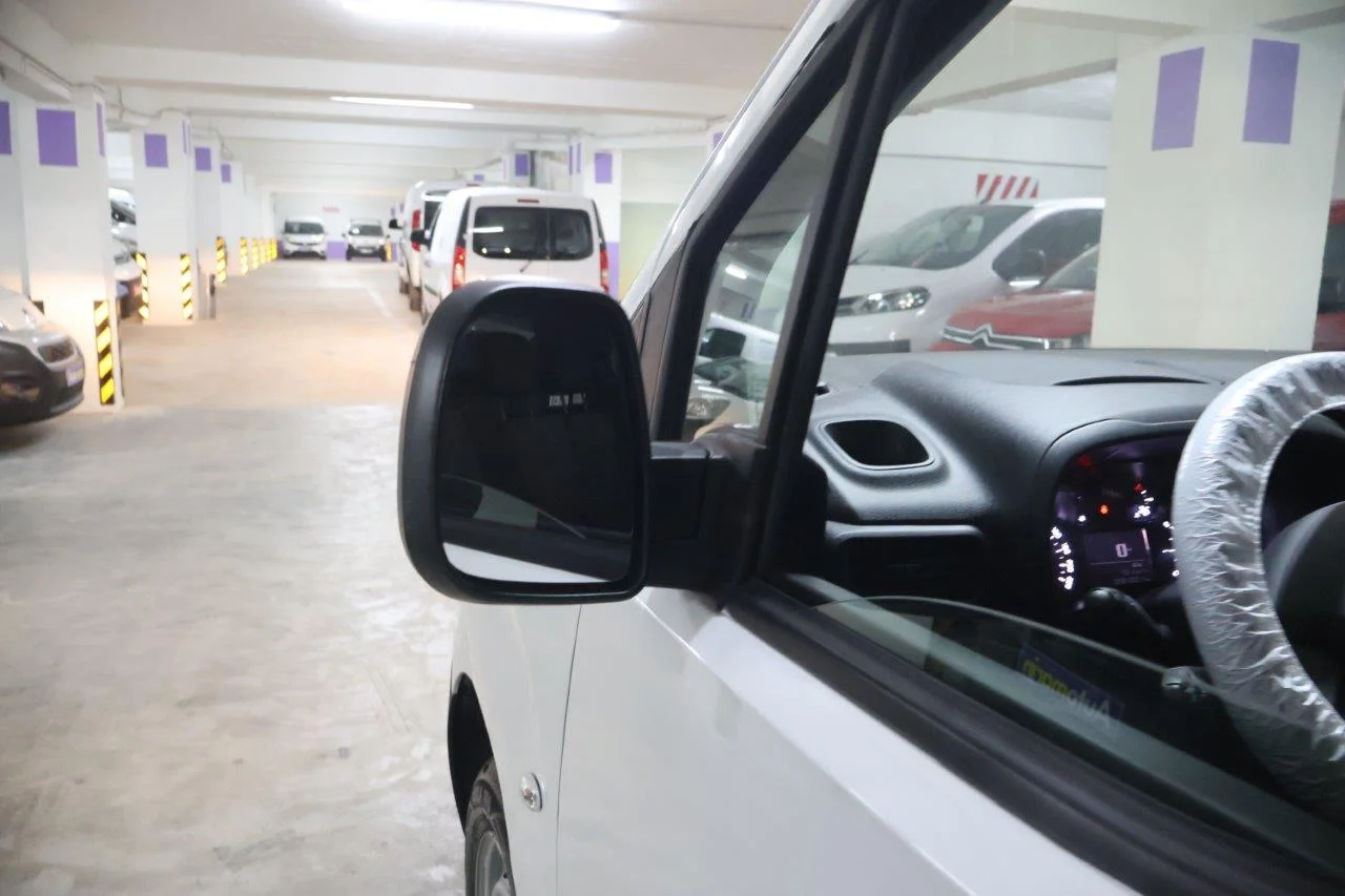 Citroen Berlingo - View model 15