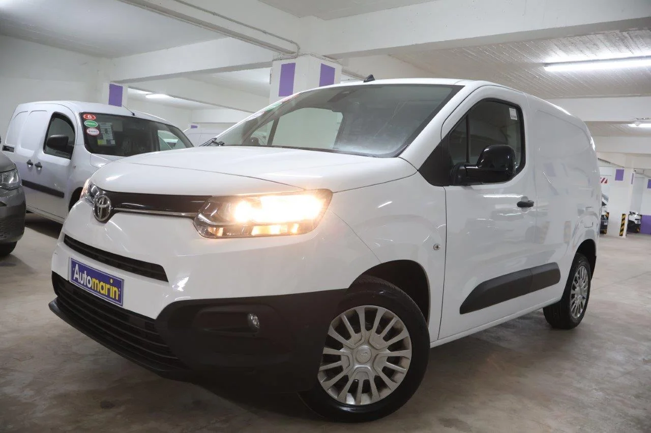 View 1 - Toyota Proace - 2022