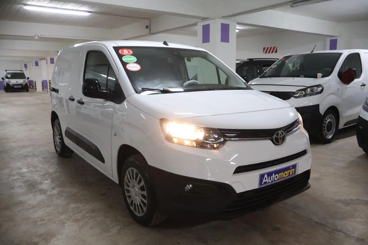 View 4 - Toyota Proace - 2022
