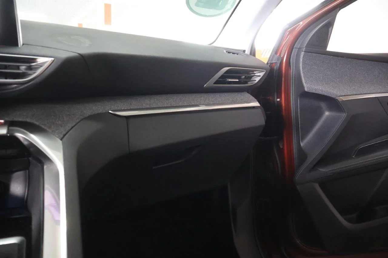 Peugeot 3008 - View model 23