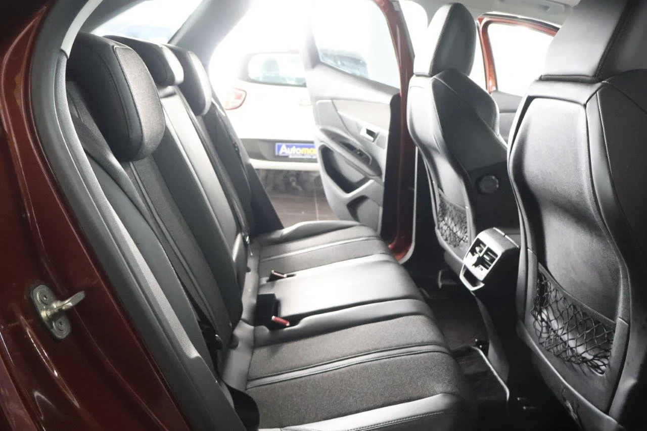 Peugeot 3008 - View model 33