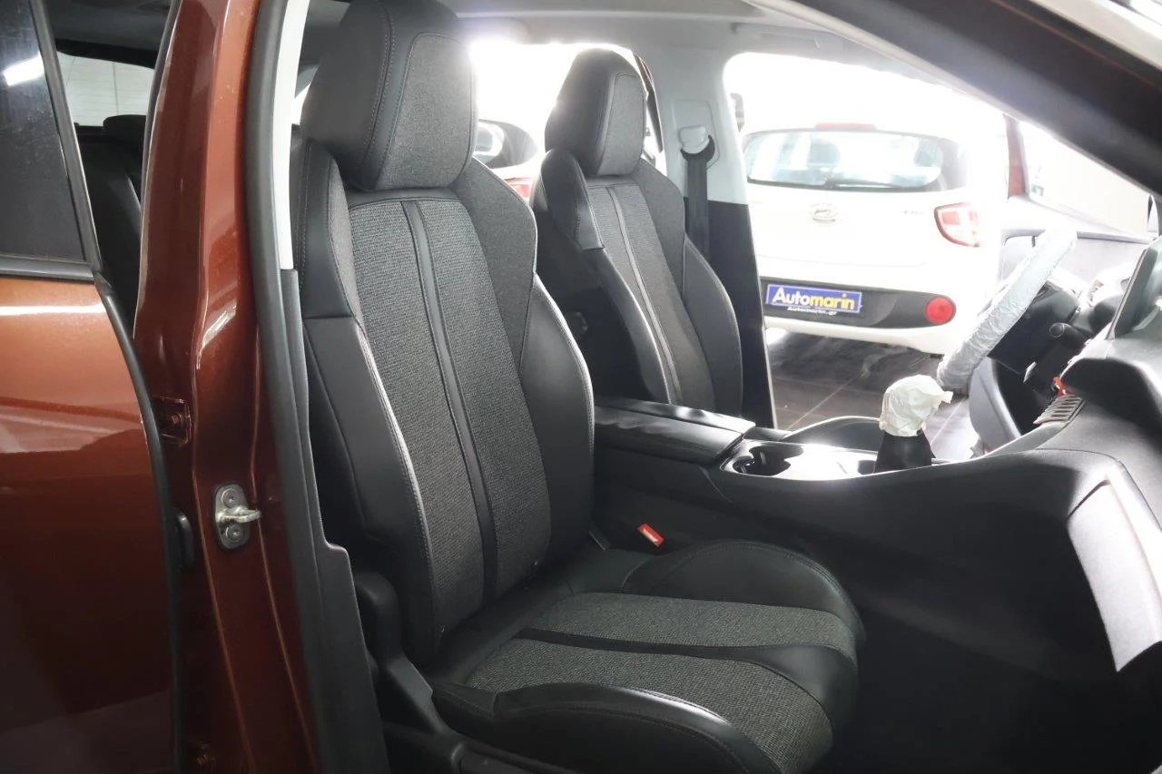 Peugeot 3008 - View model 34
