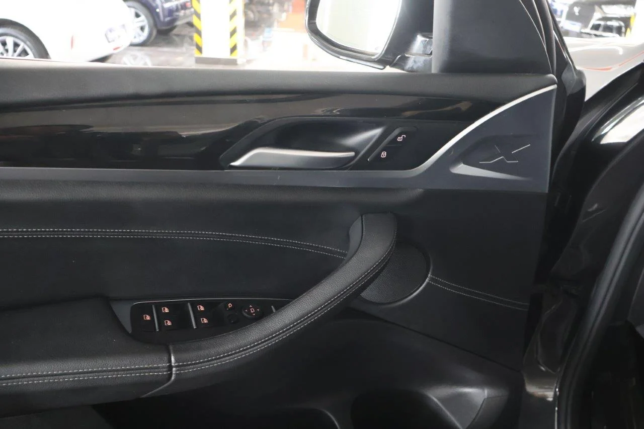 Bmw X4 - View model 28