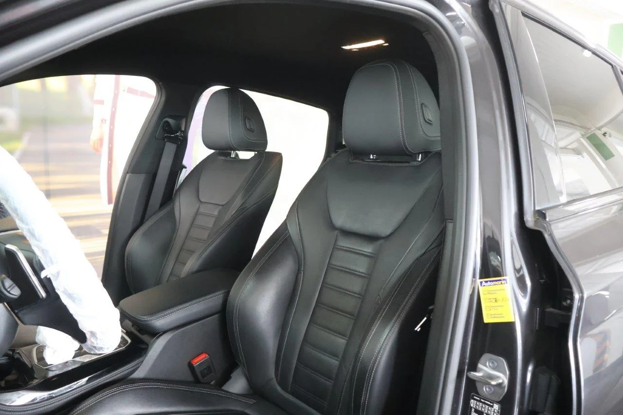 Bmw X4 - View model 30