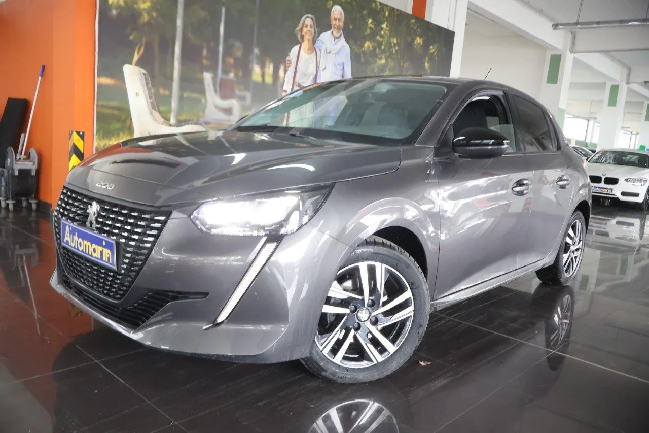 View 1 - Peugeot 208 - 2022