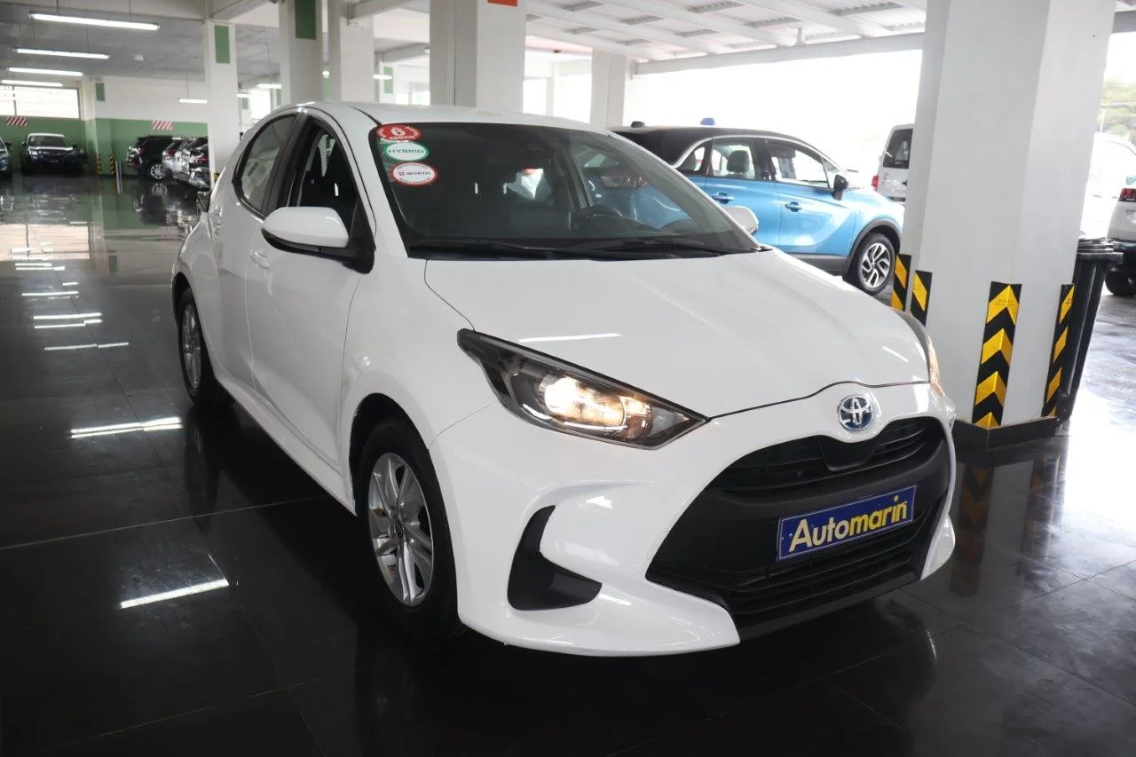 View 4 - Toyota Yaris - 2024