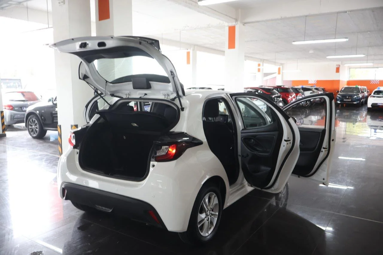 Toyota Yaris - View model 7