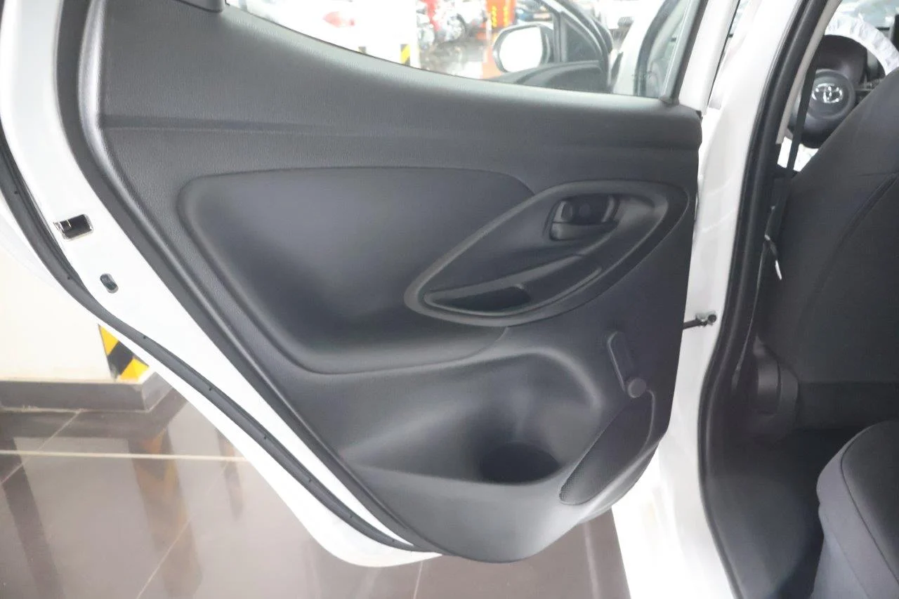 Toyota Yaris - View model 27