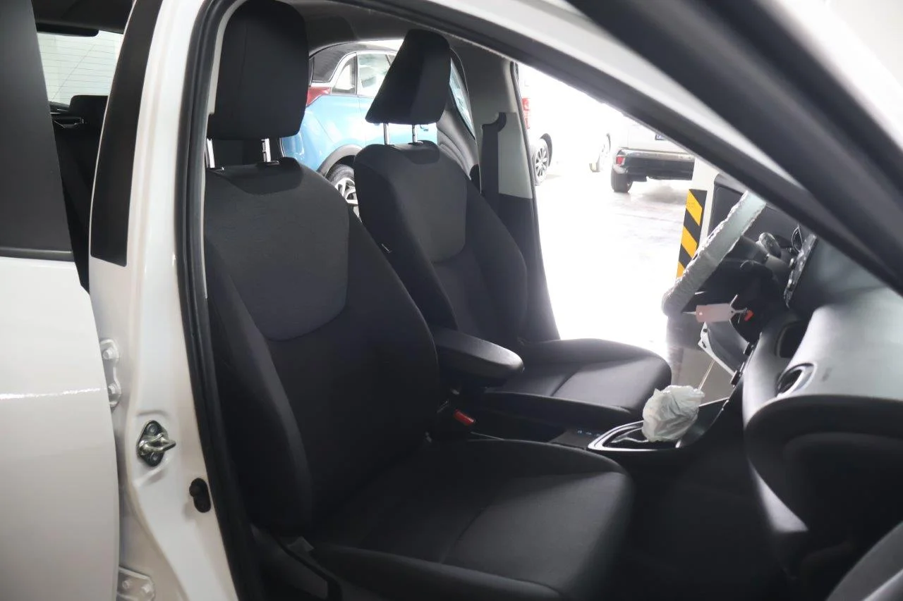 Toyota Yaris - View model 30