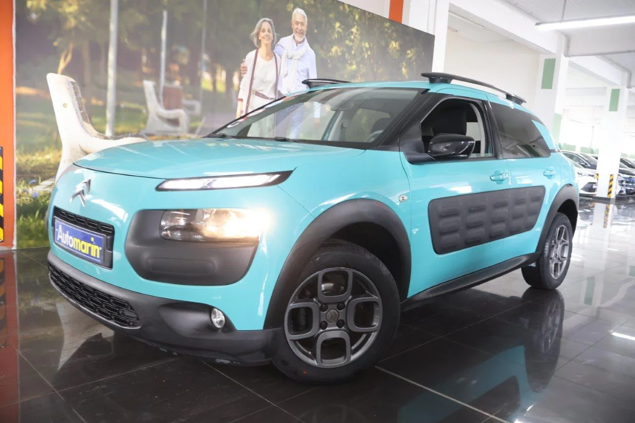 View 1 - Citroen C4 Cactus - 2015