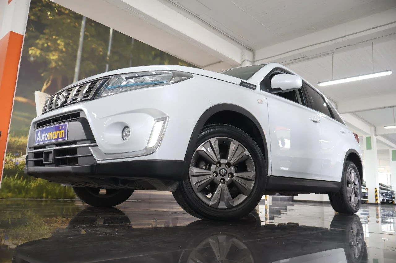 View 2 - Suzuki Vitara - 2023