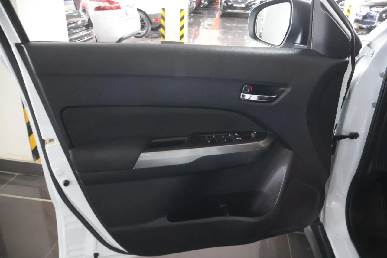 Suzuki Vitara - View model 24
