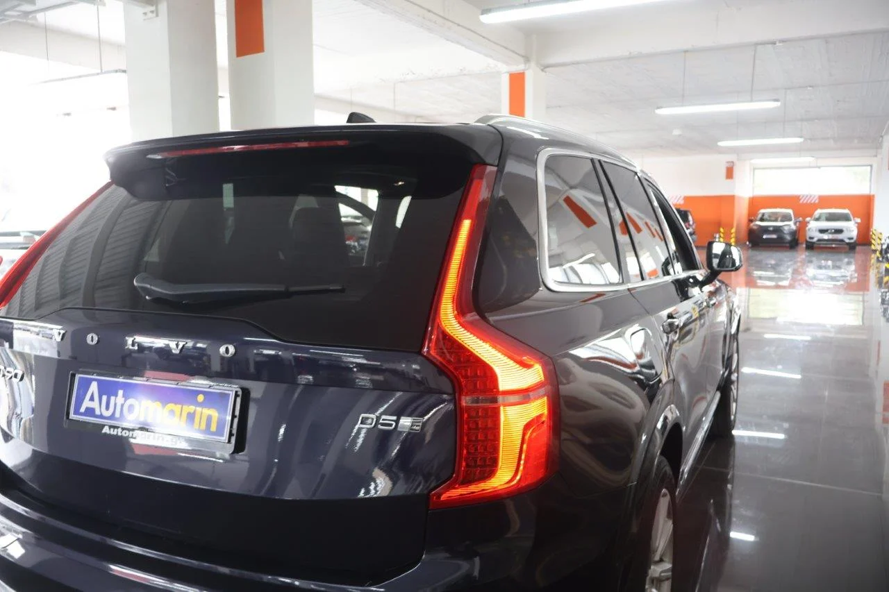 Volvo XC 90 - View model 10