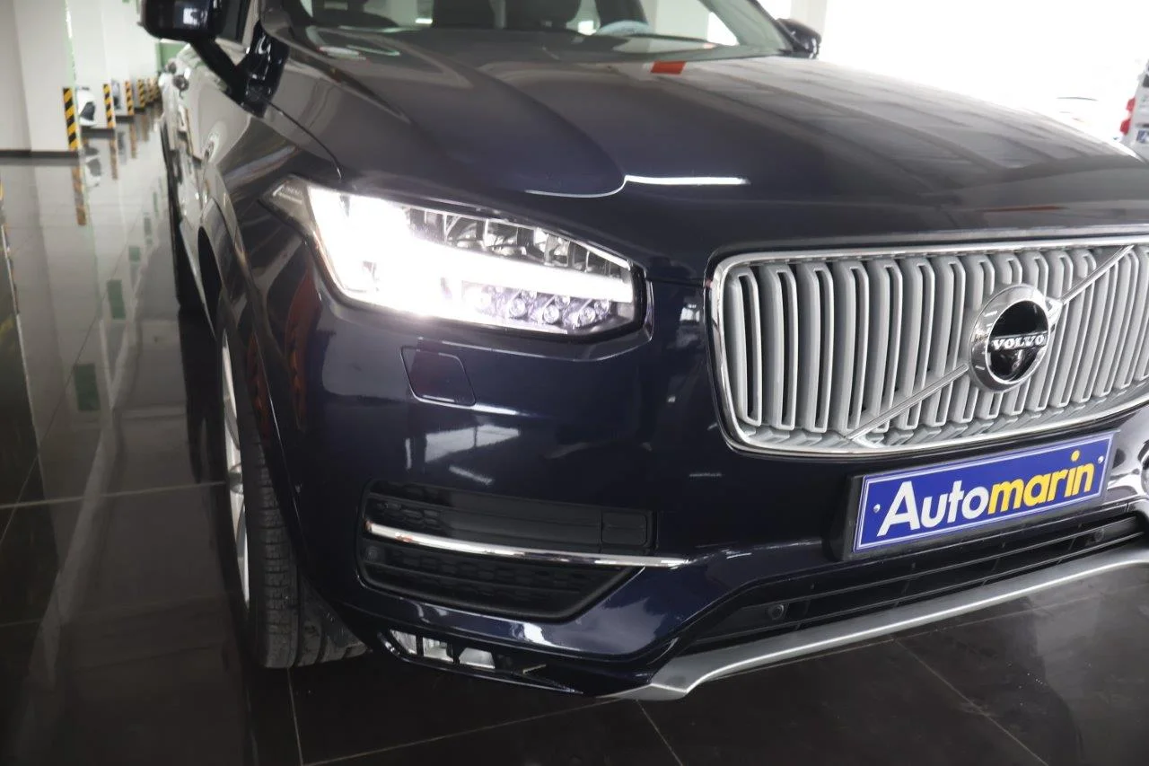 Volvo XC 90 - View model 16