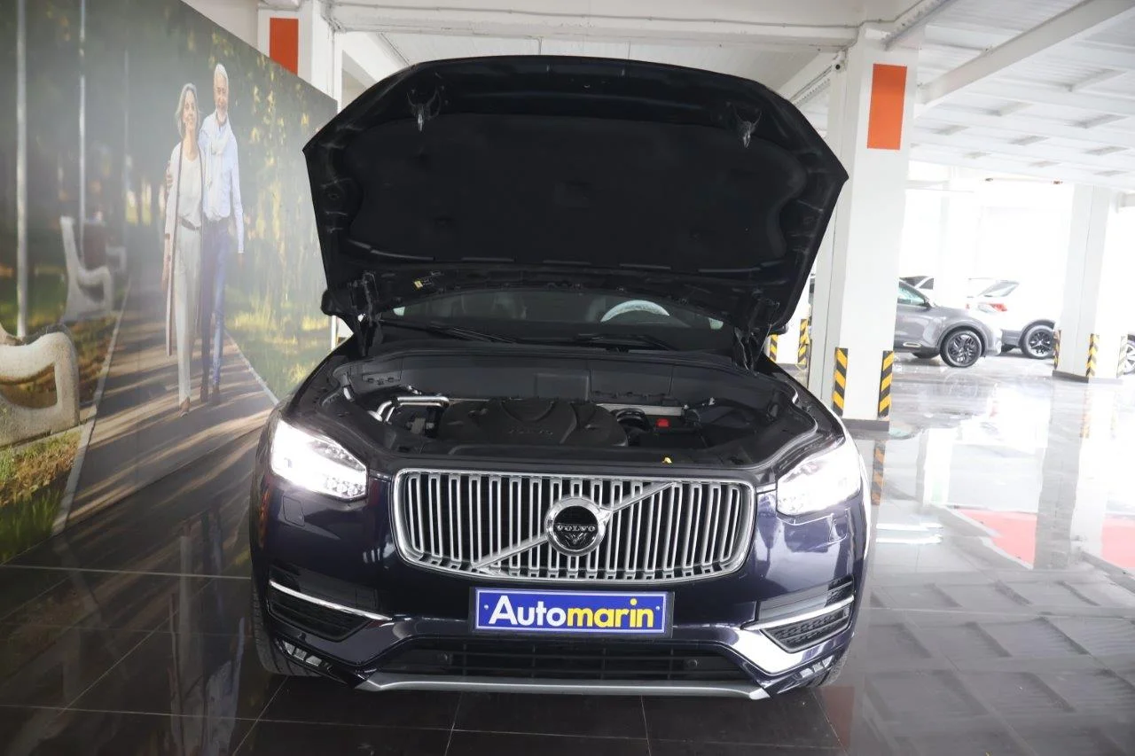 Volvo XC 90 - View model 18