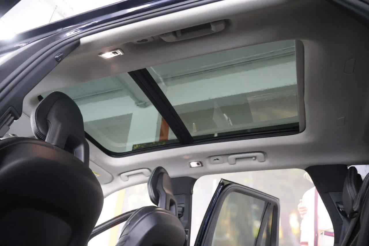 Volvo XC 90 - View model 31