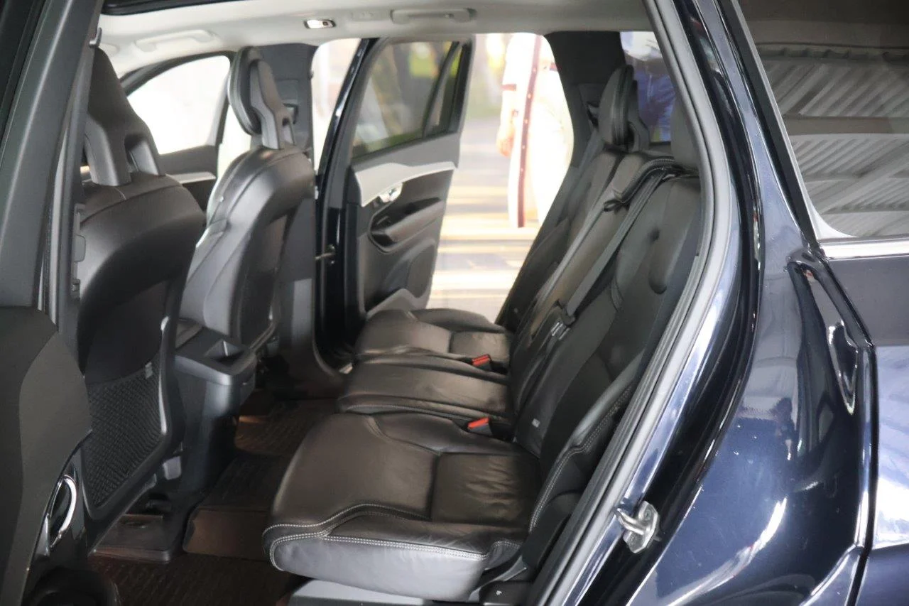 Volvo XC 90 - View model 33