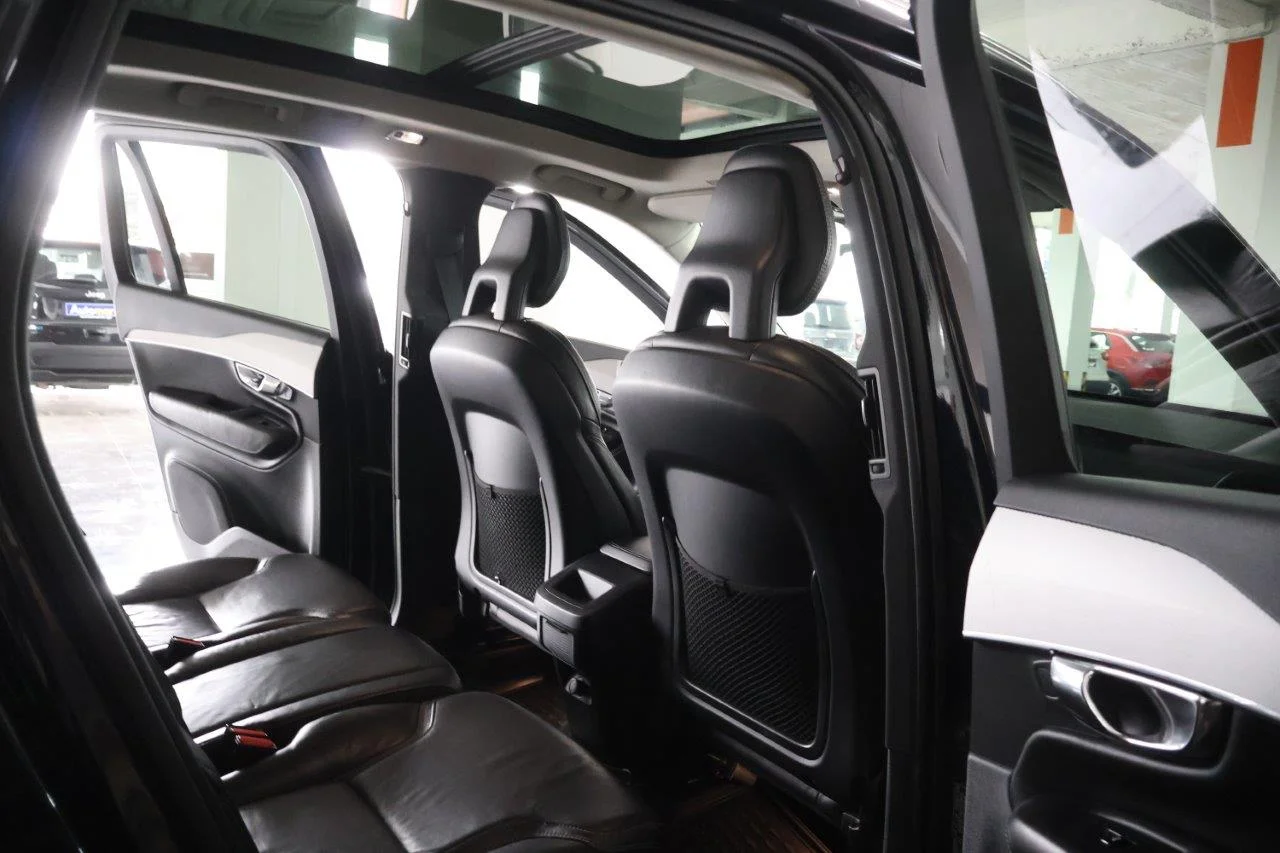 Volvo XC 90 - View model 34