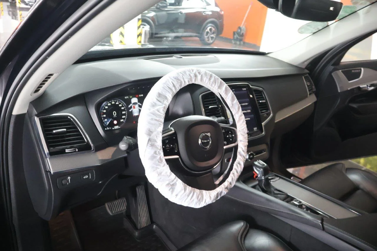 Volvo XC 90 - View model 41