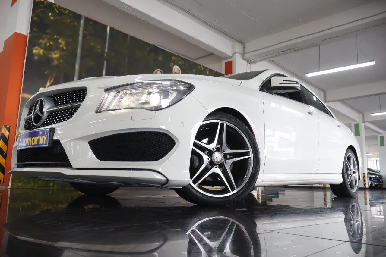 View 2 - Mercedes-Benz CLA 180 - 2015