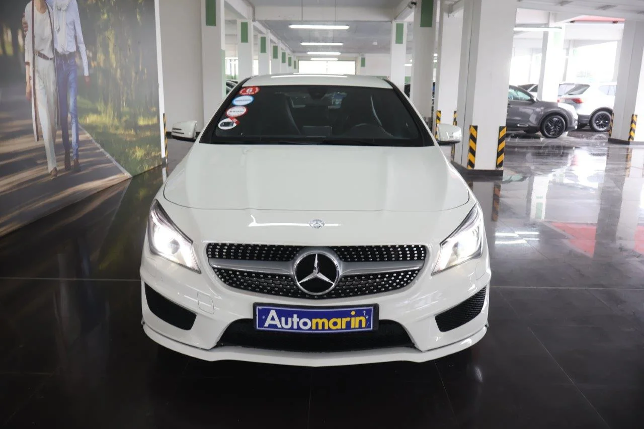 View 3 - Mercedes-Benz CLA 180 - 2015