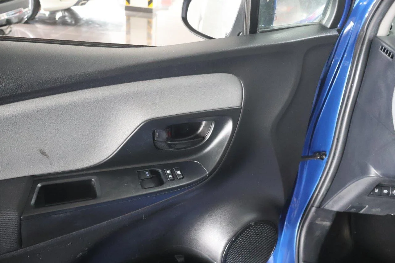 Toyota Yaris - View model 25