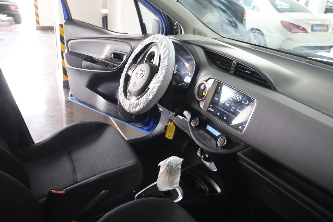 Toyota Yaris - View model 33