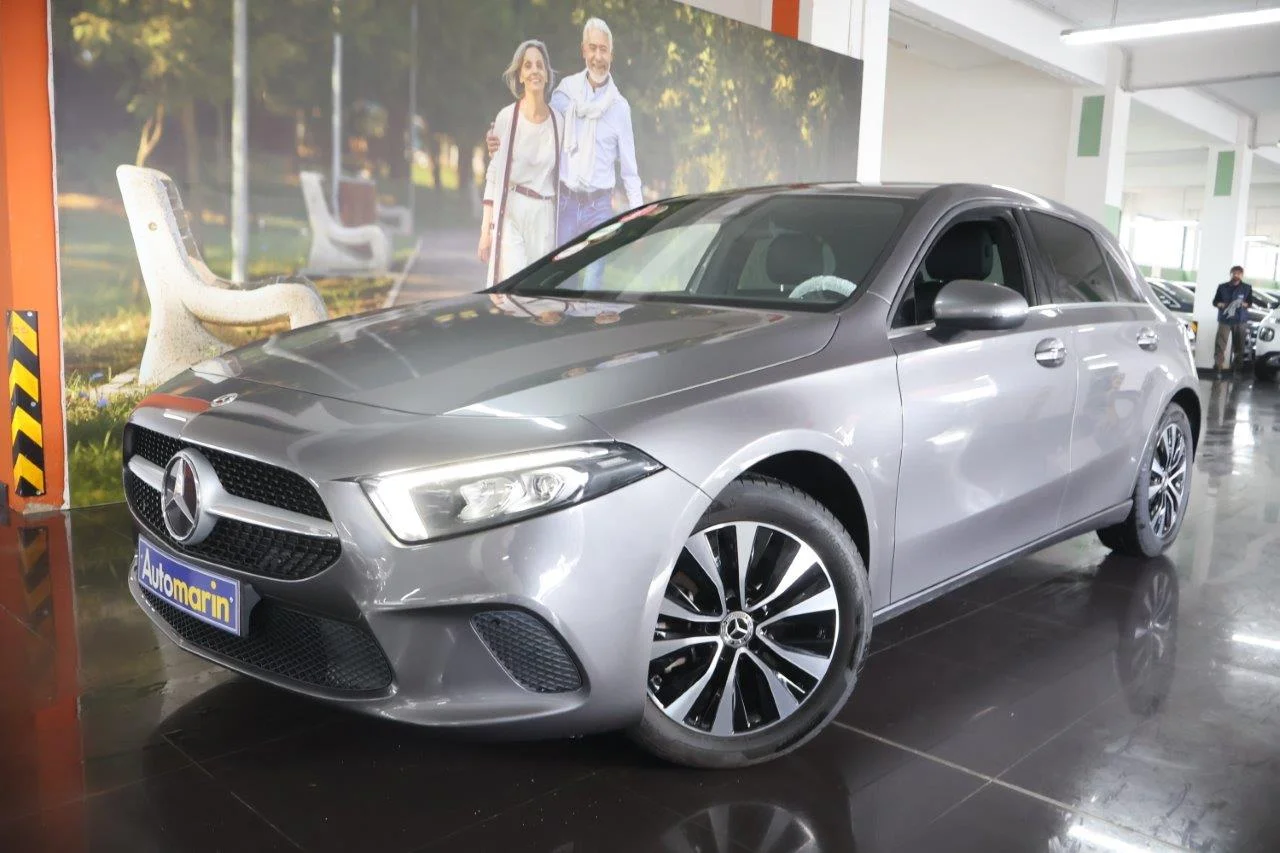 View 1 - Mercedes-Benz A 250 - 2022