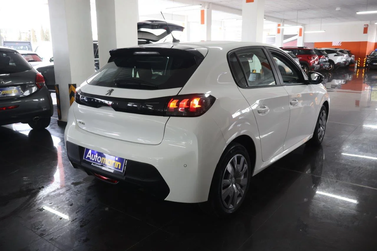 View 5 - Peugeot 208 - 2023